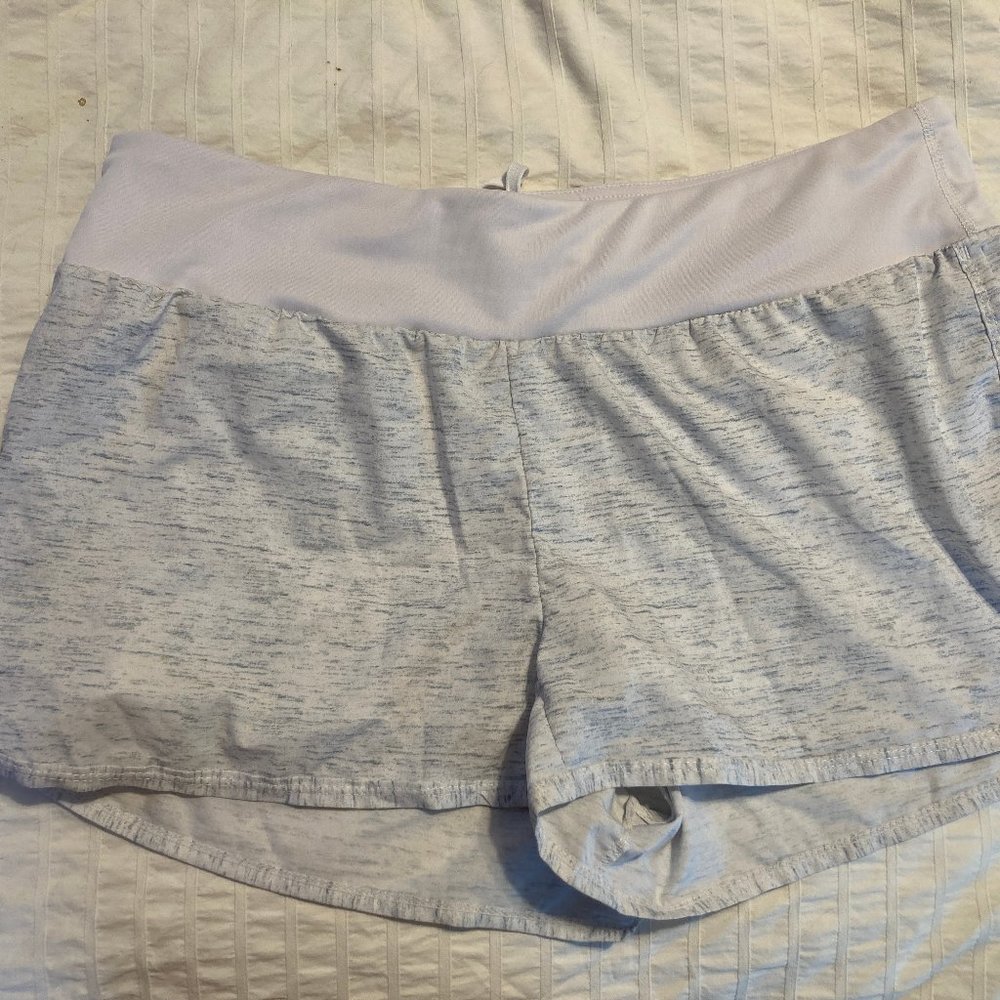 Senita Swift Shorts Grey